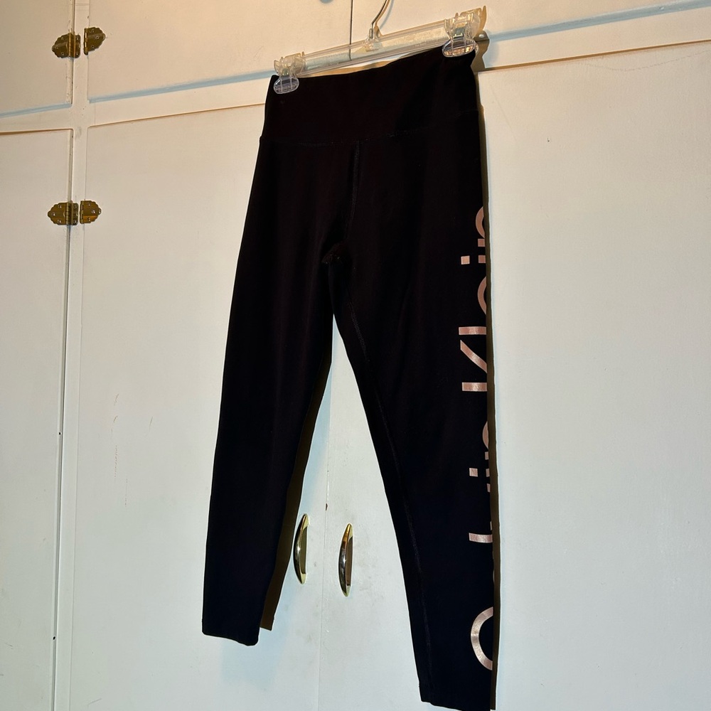 Calvin Klein Performance Stetch Workout Pants - Picture 3 of 9